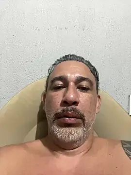 Snapshot of fabbronxer chatting on 03/01/26, 07:54 fabbronxer online show from 03/01/26, 07:54