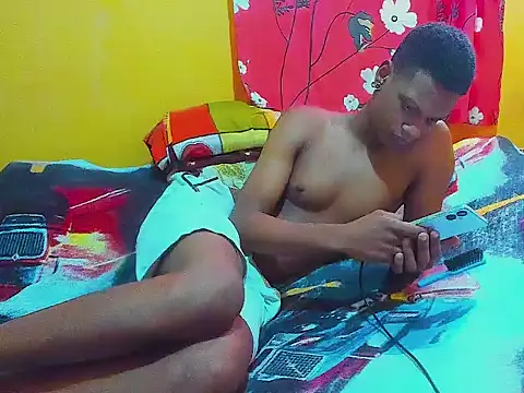 aunstin mohamme online show from 03/05/26, 07:21