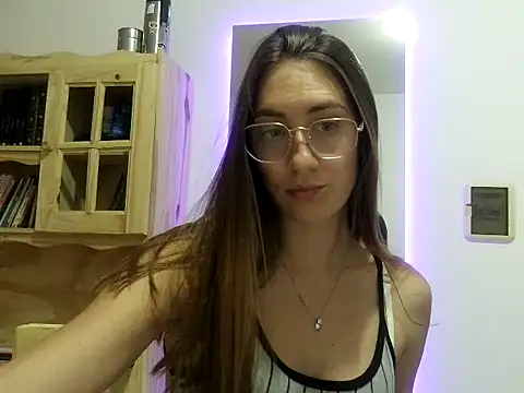 Snapshot of Noracherry chatting on 02/26/26, 06:29 Noracherry online show from 02/26/26, 06:29