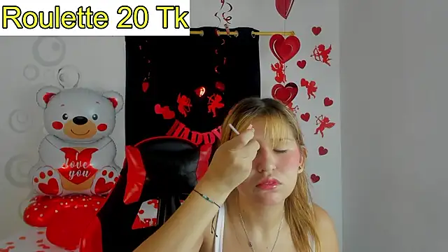 Snapshot of Bella_Blanca chatting on 02/13/26, 12:12 Bella Blanca online show from 02/13/26, 12:12