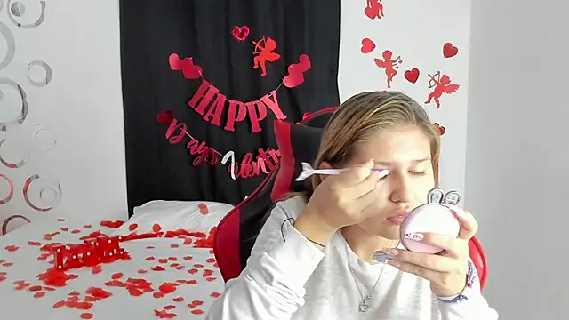 Snapshot of Bella_Blanca chatting on 02/19/26, 12:12 Bella Blanca online show from 02/19/26, 12:12