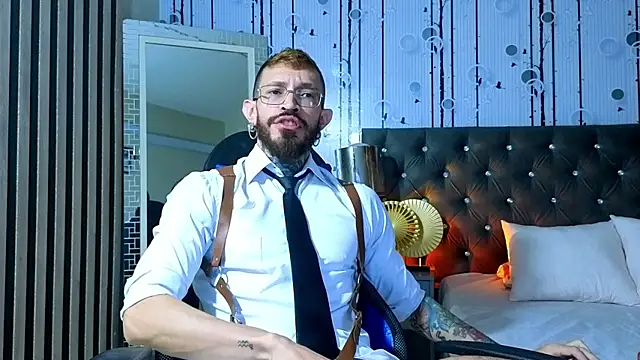 Snapshot of Simon_Rz chatting on 06/11/26, 12:03 Simon Rz online show from 06/11/26, 12:03