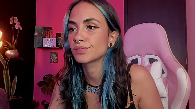 azula lillet online show from 01/09/26, 08:32