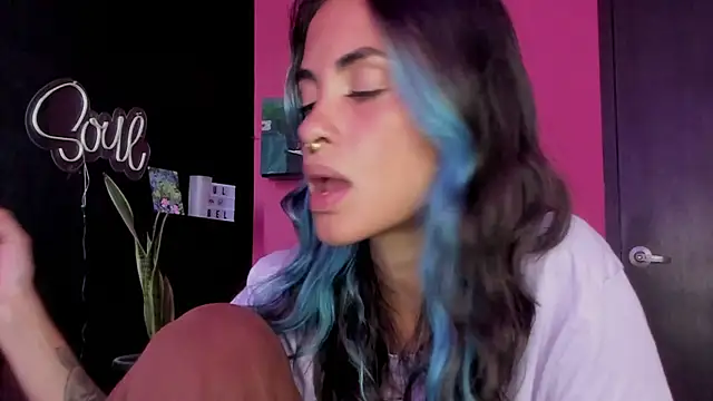 azula lillet online show from 04/17/26, 09:29