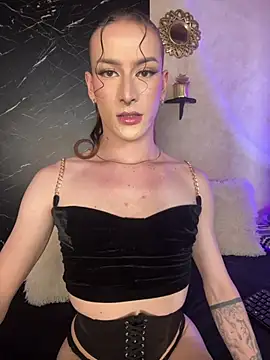 Alana Stone online show from 05/18/26, 06:47