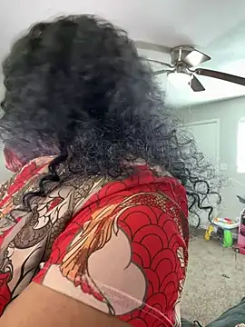 hispinkfreak219 online show from 02/19/26, 08:49