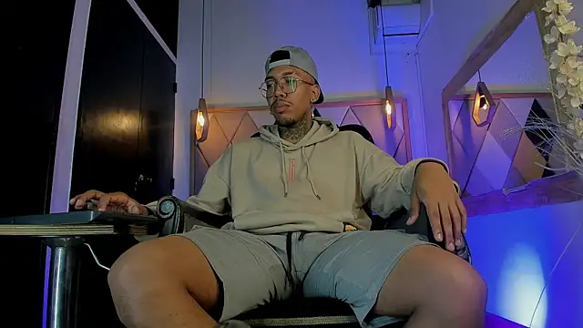 ThiagoBerry online show from 02/28/26, 12:17