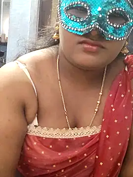 divyasree1431 online show from 02/15/26, 05:59