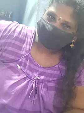 Snapshot of divyasree1431 chatting on 06/02/26, 01:24 divyasree1431 online show from 06/02/26, 01:24