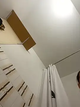 Maya-www online show from 01/18/26, 12:20