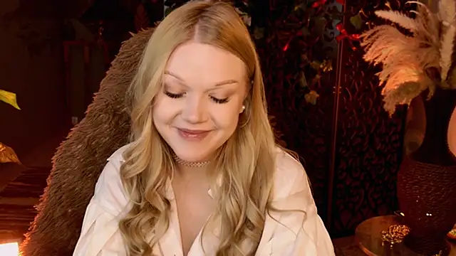 ChloeWhite online show from 03/22/26, 09:23