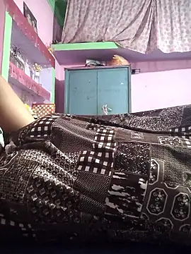 Nilam cute online show from 04/08/26, 10:37