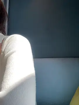 Snapshot of mi-ki1314 chatting on 02/20/26, 04:42 mi-ki1314 online show from 02/20/26, 04:42