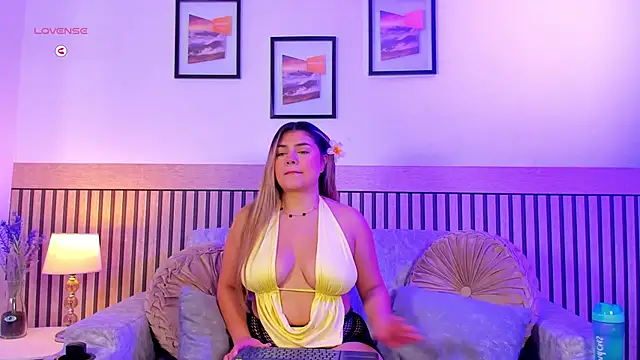 taylor smiith1 online show from 02/21/26, 12:17