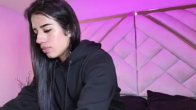 zoevg online show from 03/27/26, 12:49