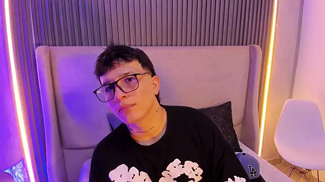 SamuParker online show from 01/13/26, 03:45