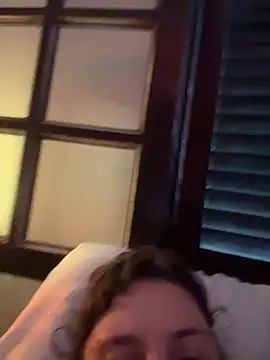 Snapshot of witchdub chatting on 02/12/26, 04:24 witchdub online show from 02/12/26, 04:24