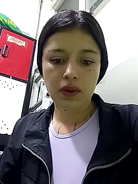 Snapshot of Harley_quinzell chatting on 01/14/26, 06:24 Harley quinzell online show from 01/14/26, 06:24