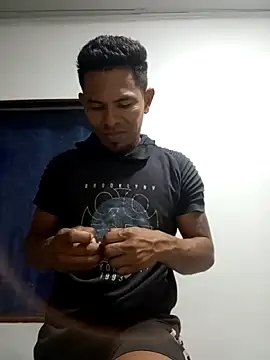 Snapshot of adambrosk_08 chatting on 02/08/26, 12:03 adambrosk 08 online show from 02/08/26, 12:03