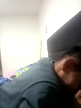 Snapshot of adambrosk_08 chatting on 02/11/26, 06:29 adambrosk 08 online show from 02/11/26, 06:29