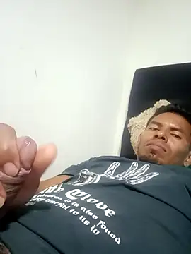 Snapshot of adambrosk_08 chatting on 02/15/26, 05:26 adambrosk 08 online show from 02/15/26, 05:26