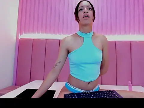 Snapshot of GraceAlexa12 chatting on 01/09/26, 02:31 GraceAlexa12 online show from 01/09/26, 02:31