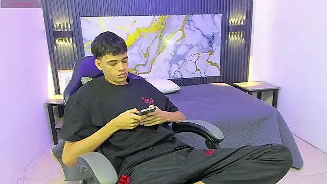 Dark Desiree18 online show from 02/01/26, 12:04