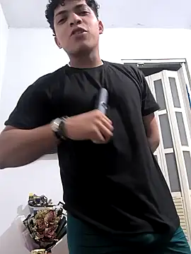 VersedChip online show from 02/26/26, 03:49