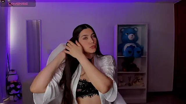 Snapshot of _wtdreamgirl chatting on 06/28/26, 03:18 wtdreamgirl online show from 06/28/26, 03:18