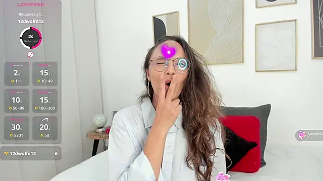 Julianneharris online show from 04/13/26, 03:39