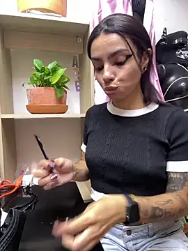Electra Darkk online show from 04/24/26, 04:42
