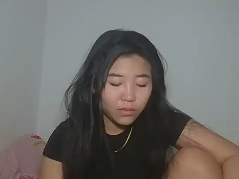 Zyeiii online show from 02/04/26, 07:53