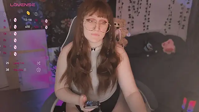 Snapshot of kate_not_today chatting on 01/13/26, 11:43 kate not today online show from 01/13/26, 11:43