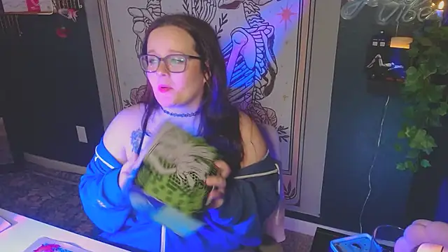 HazeyViolet333 online show from 03/27/26, 09:14