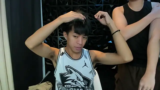 Snapshot of davincihugecock chatting on 03/22/26, 05:16 davincihugecock online show from 03/22/26, 05:16