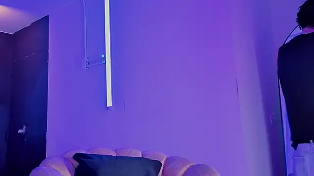 nova salvatore online show from 03/28/26, 02:33