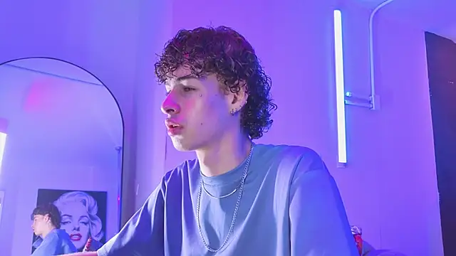 nova salvatore online show from 04/06/26, 02:31