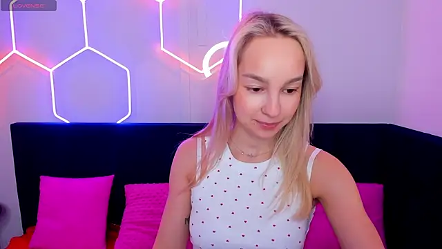 DaisyMellifluous online show from 01/12/26, 01:44