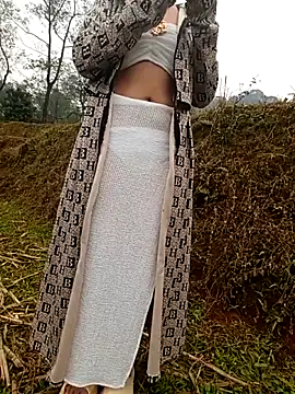 hoahong2 online show from 01/15/26, 01:21