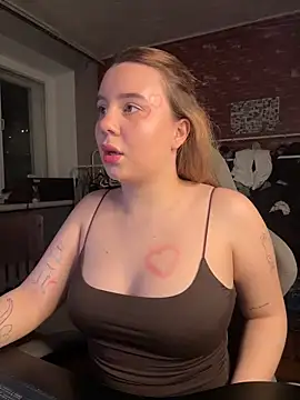 AnnaSeint online show from 02/14/26, 06:26