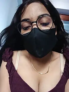 sexygirl889 online show from 06/11/26, 05:05