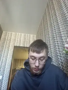 Snapshot of Dildogang chatting on 02/15/26, 08:02 Dildogang online show from 02/15/26, 08:02