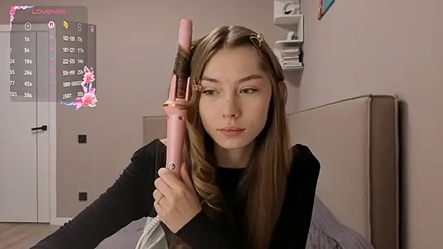 LindyUnderkoffler online show from 02/22/26, 01:09