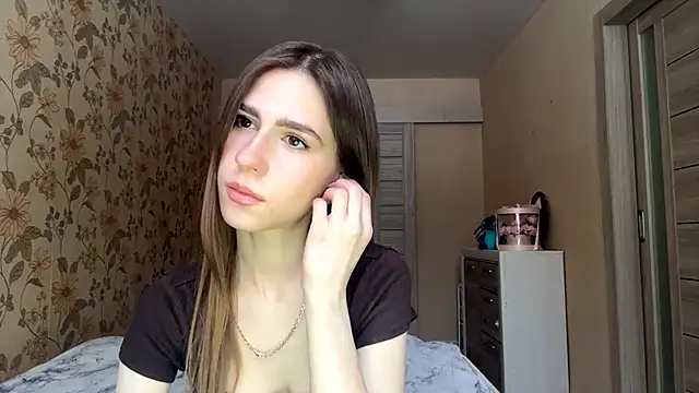 ElsieKuhlmann online show from 01/12/26, 08:08