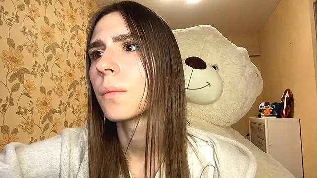 ElsieKuhlmann online show from 03/19/26, 05:17