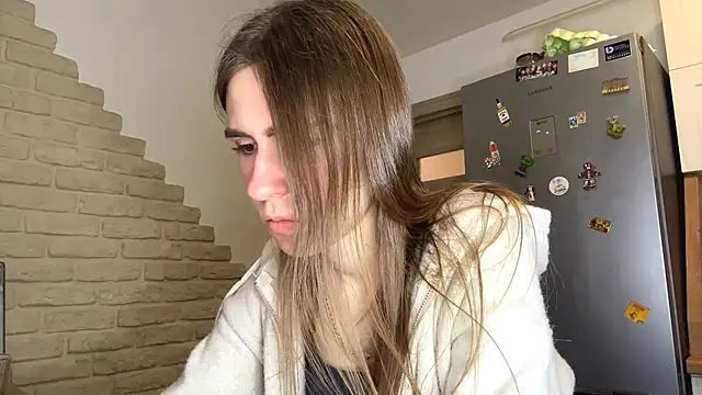 ElsieKuhlmann online show from 04/16/26, 09:39