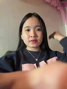 Gwen879 online show from 01/14/26, 02:44