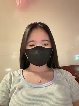 Gwen879 online show from 04/09/26, 02:00