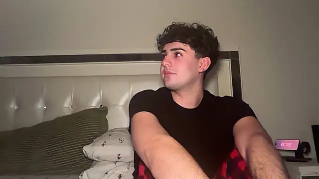 Persian Papi online show from 01/08/26, 02:19