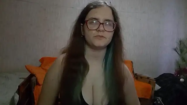 Snapshot of Miyabeee chatting on 02/08/26, 07:34 Miyabeee online show from 02/08/26, 07:34